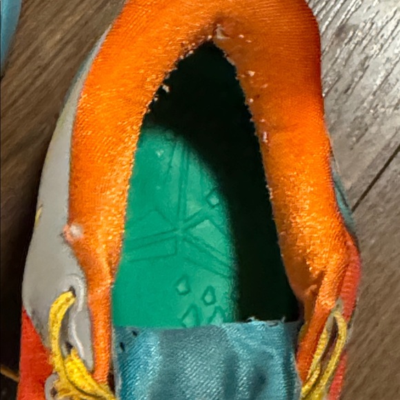 Kobe 8 Protro Venice Beach 2024 FQ3548-001 Size 6 Y US - Picture 9 of 10